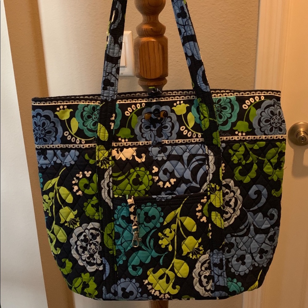 Vera Bradley Disney Exclusive Tote Where’s Mickey